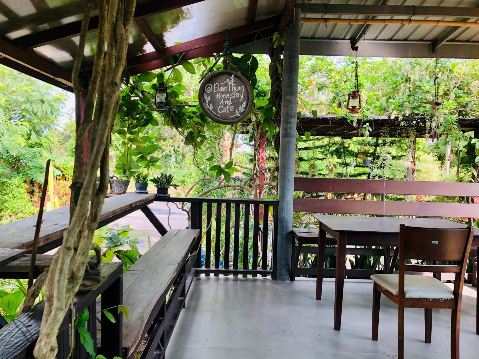 Baan Thung Home Stay Prasat Exteriör bild