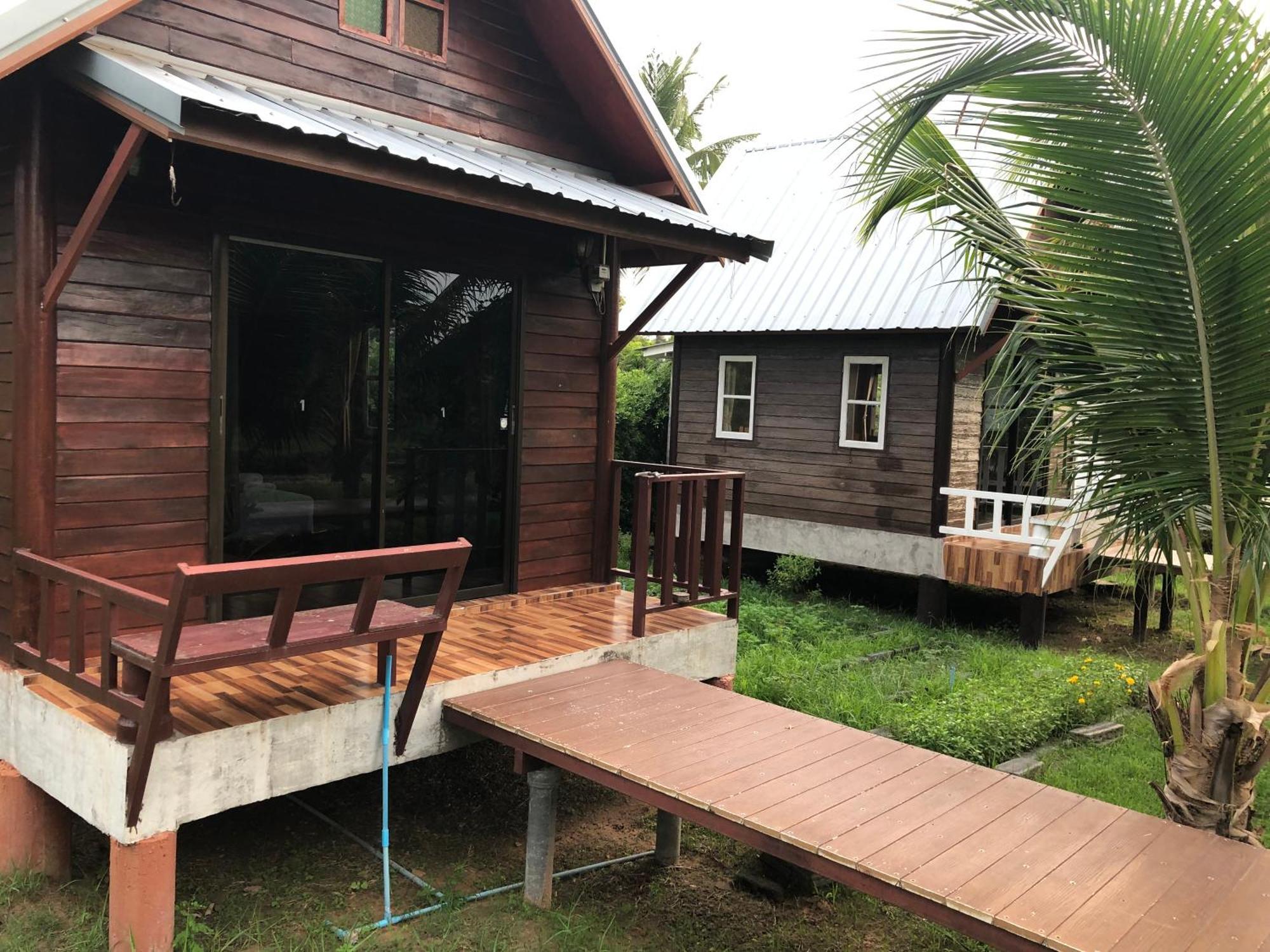 Baan Thung Home Stay Prasat Exteriör bild