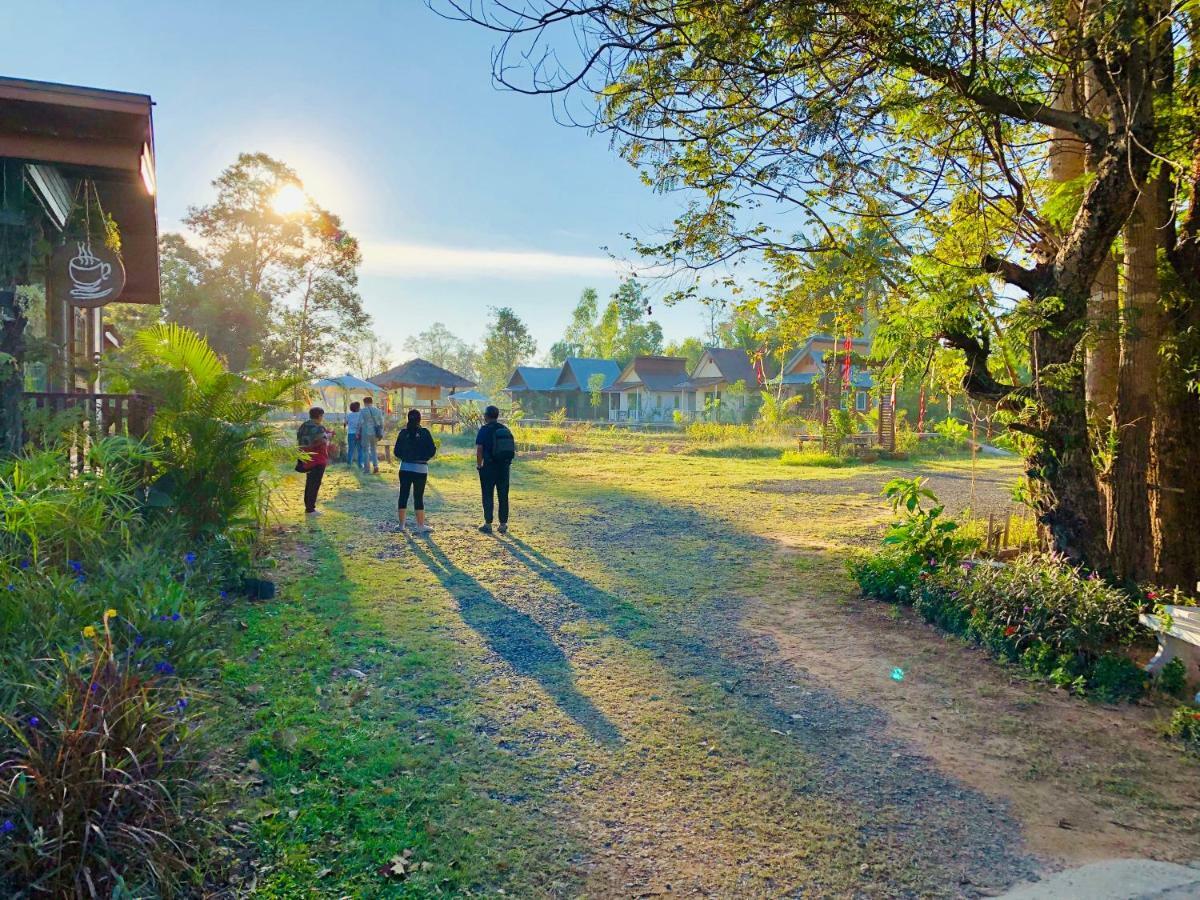 Baan Thung Home Stay Prasat Exteriör bild