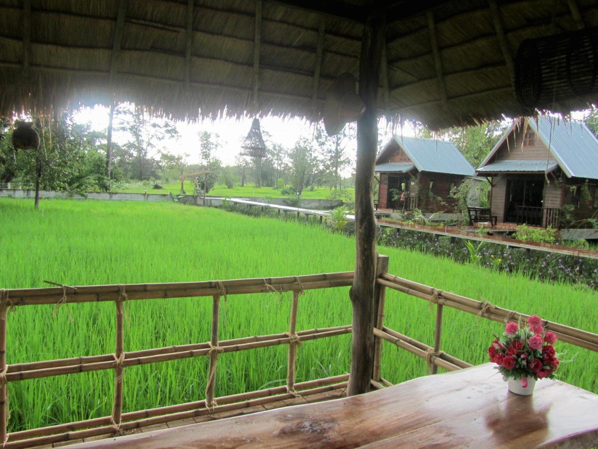 Baan Thung Home Stay Prasat Exteriör bild