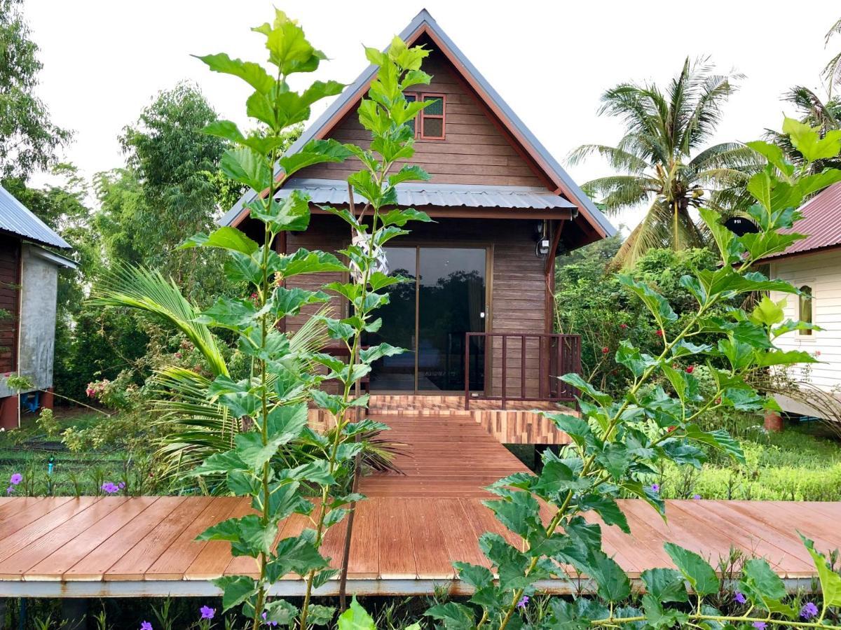 Baan Thung Home Stay Prasat Exteriör bild